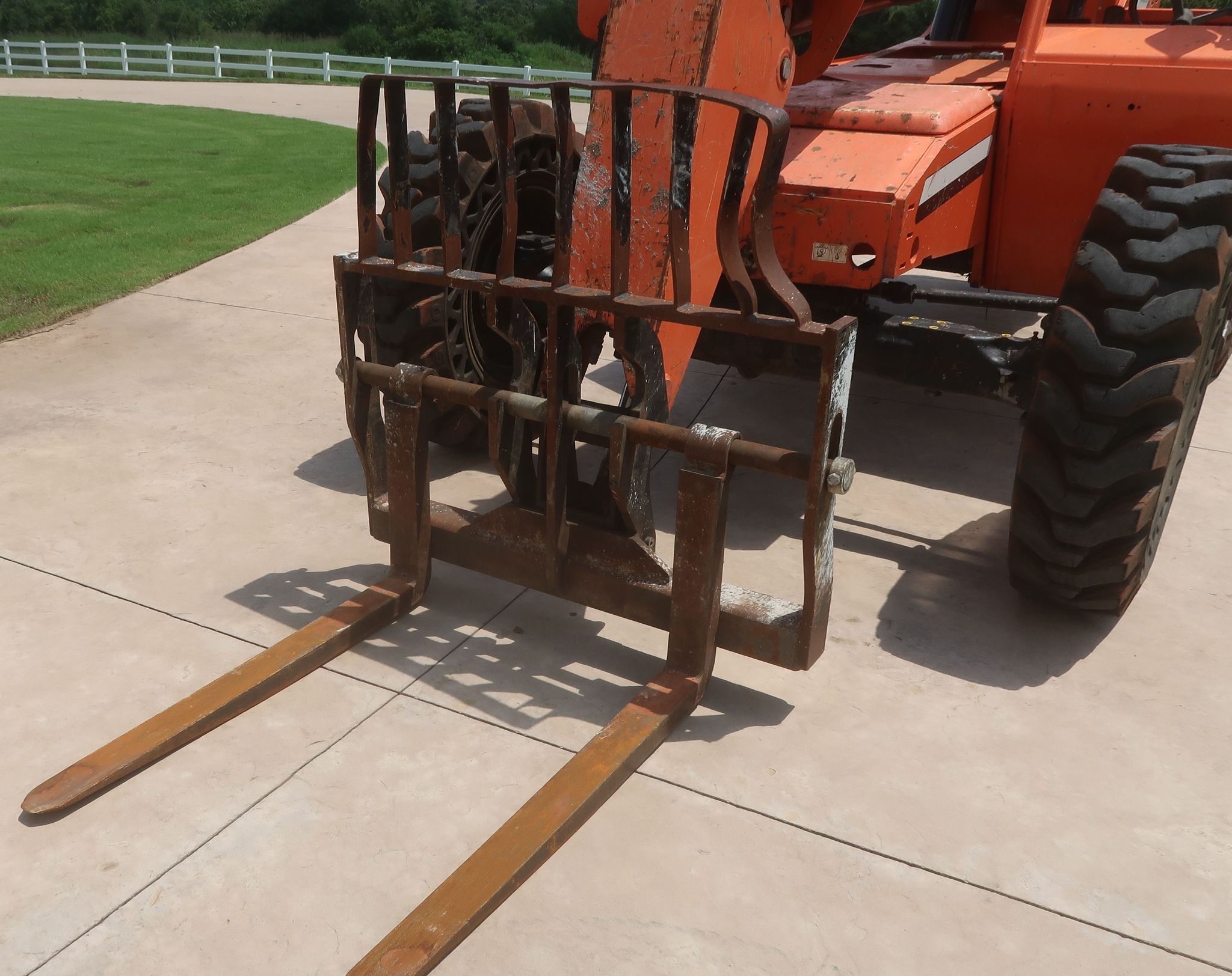 2015 JLG SkyTrak 8042 - Image 19