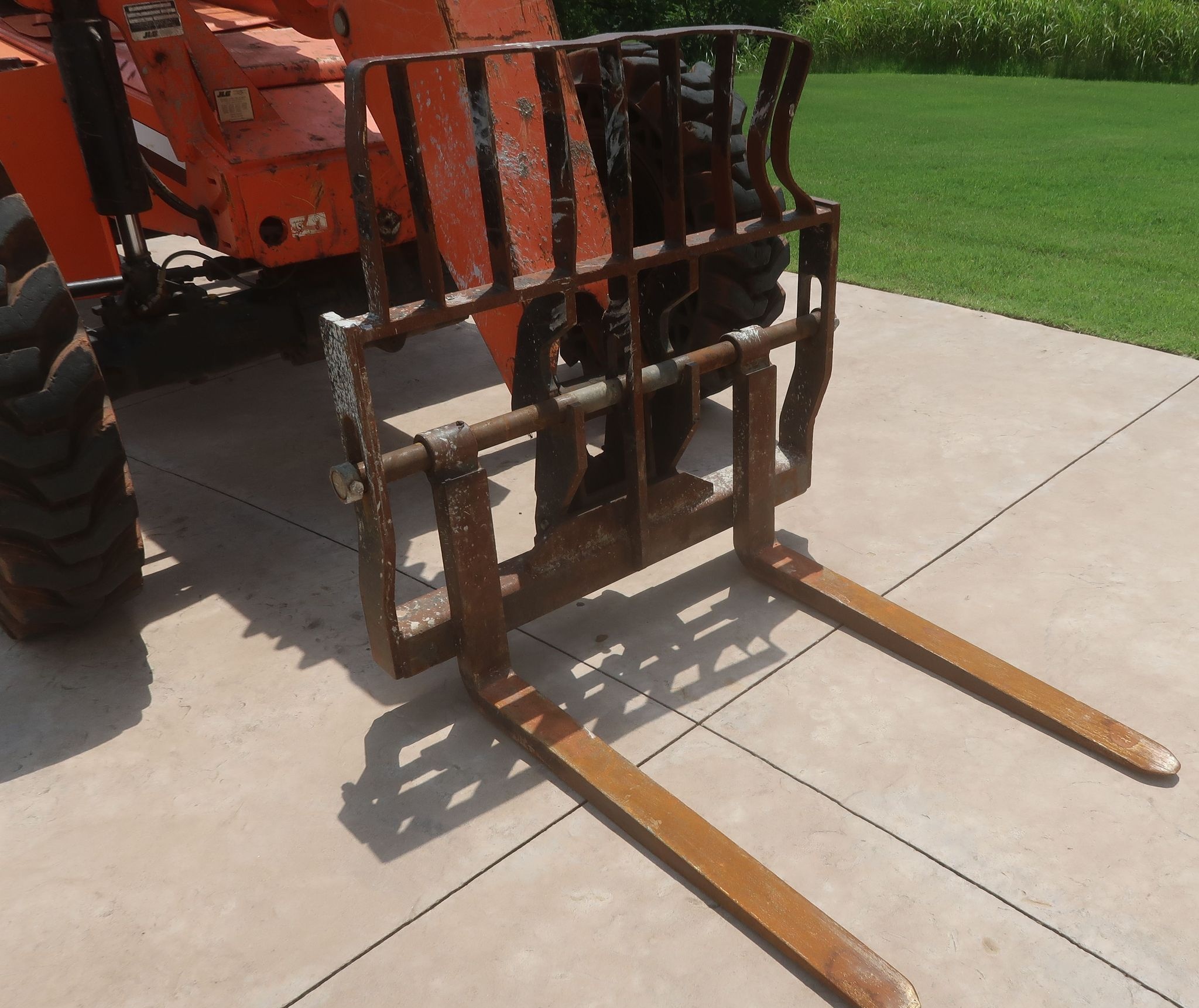 2015 JLG SkyTrak 8042 - Image 20