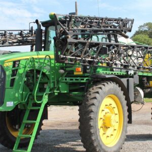 2010  John Deere 4930